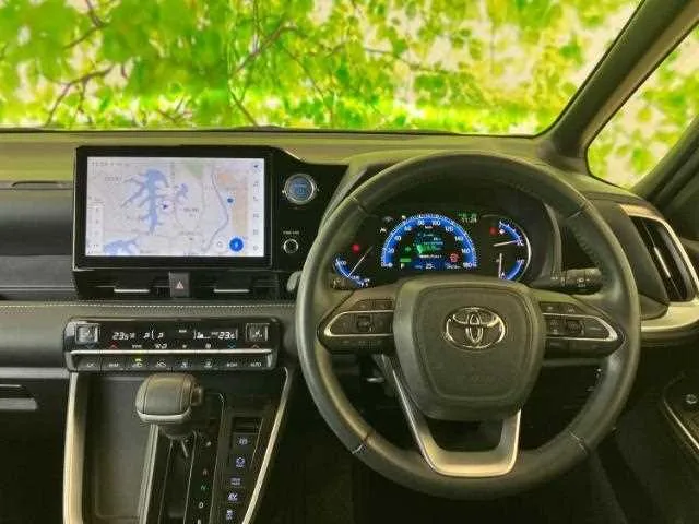 Toyota Noah 2022 — миниатюра 5