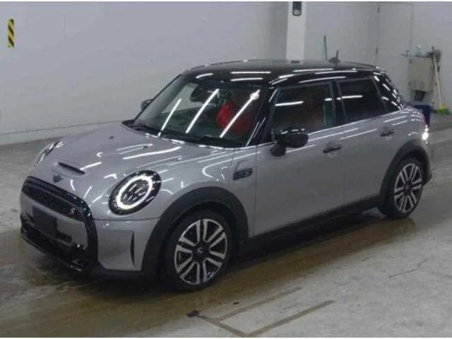 BMW MINI 2023 — фото 1, купить с доставкой в Москву