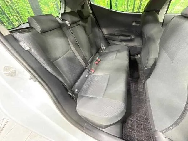 Toyota AQUA 2024 — миниатюра 3
