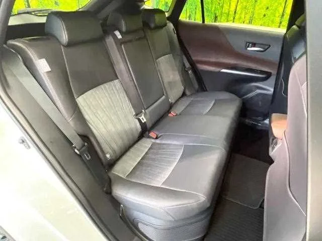 Toyota HARRIER HYBRID 2023 — миниатюра 3