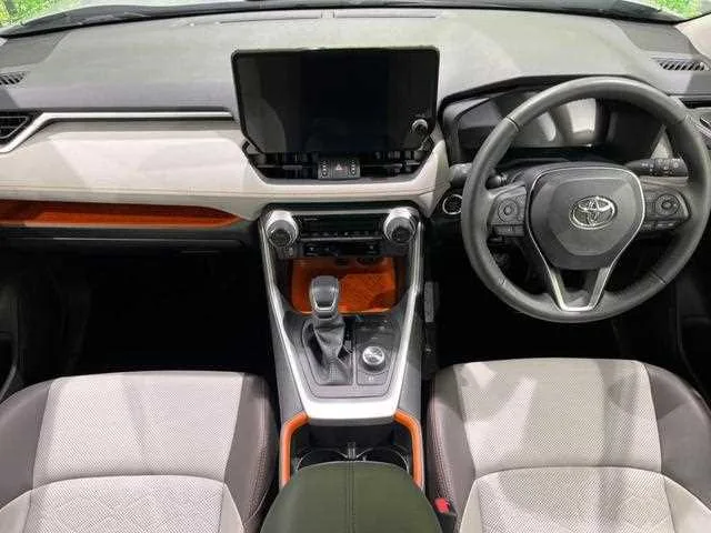 Toyota RAV4 2023 — миниатюра 2