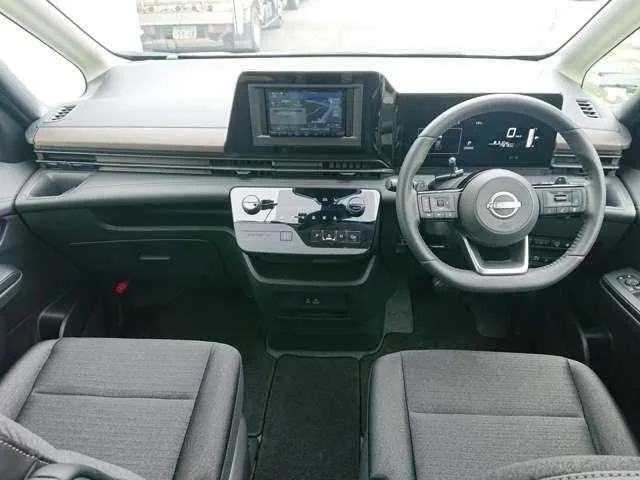 Nissan Serena 2024 — миниатюра 5