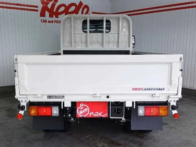Hino Dutro 2025 — миниатюра 4