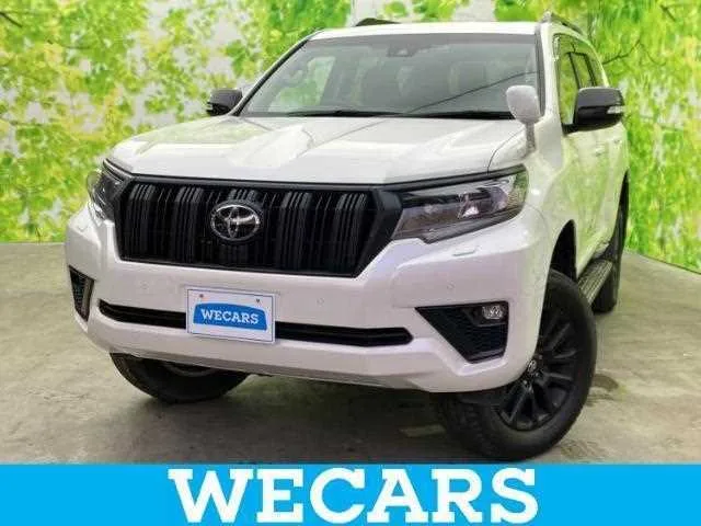 Toyota Land Cruiser Prado 2023 — фото 1, купить с доставкой в Москву