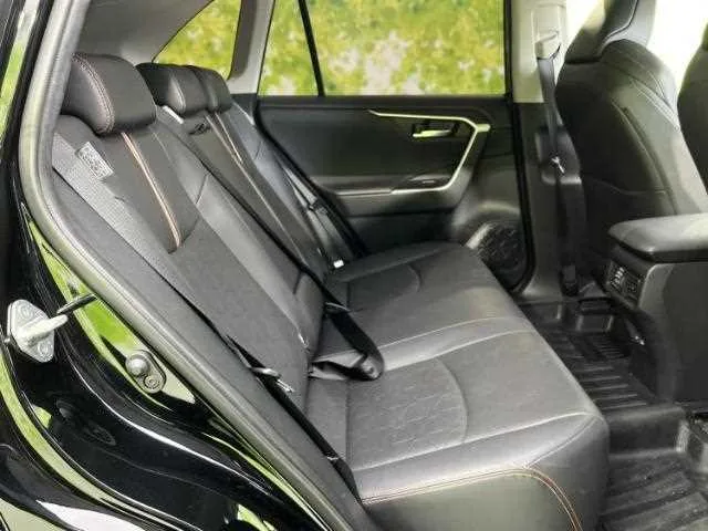 Toyota RAV4 2024 — миниатюра 5