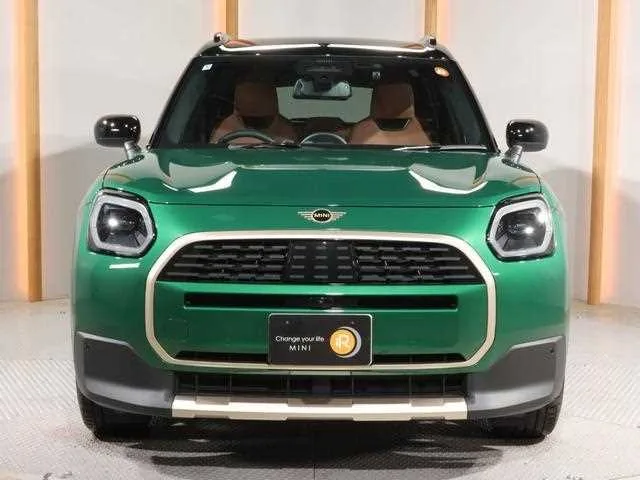 BMW MINI 2024 — миниатюра 3