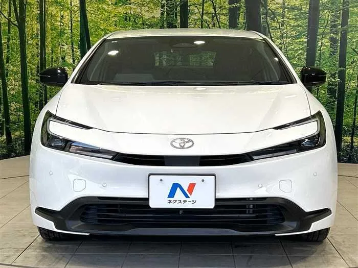 Toyota Prius 2023 — миниатюра 3
