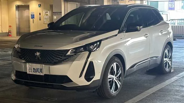 Peugeot 3008 GT 4 2023 — фото 1, купить с доставкой в Москву