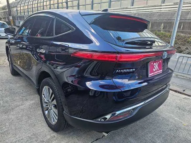 Toyota HARRIER 2.5 Hybrid Z LeatherPKG 2024 — миниатюра 3
