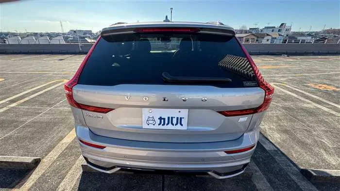 Volvo XC60 T6 AWD 2023 — миниатюра 4
