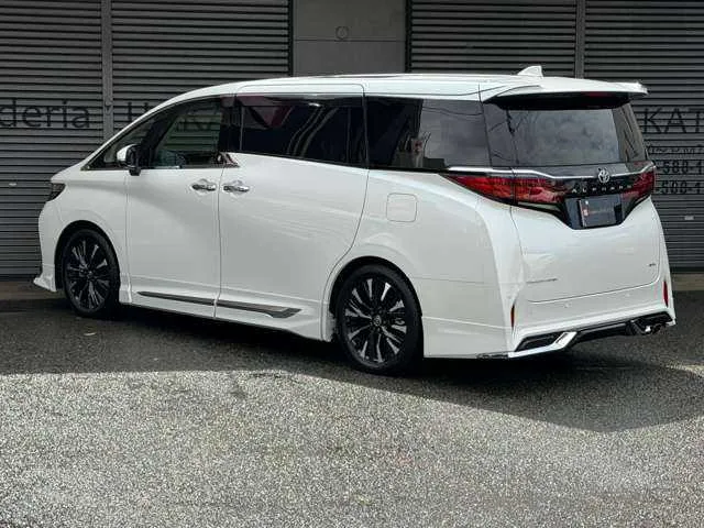 Toyota Alphard G 2025 — миниатюра 3
