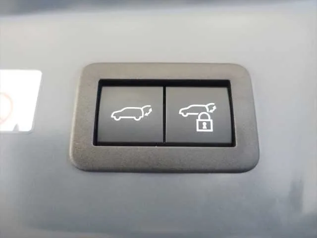 Toyota Prius 2024 — миниатюра 4