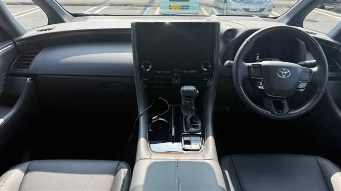 Toyota Alphard Z 2026 — миниатюра 5