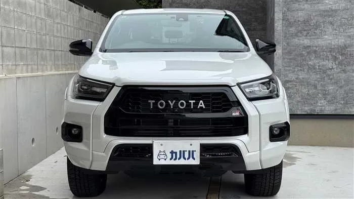 Toyota Hilux Z GR 2024 — миниатюра 2