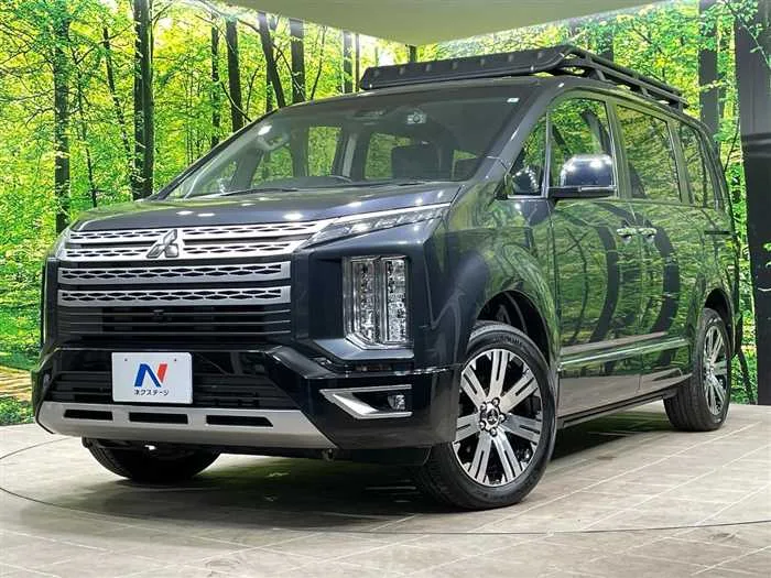 Mitsubishi Delica D:5 2022 — фото 1, купить с доставкой в Москву