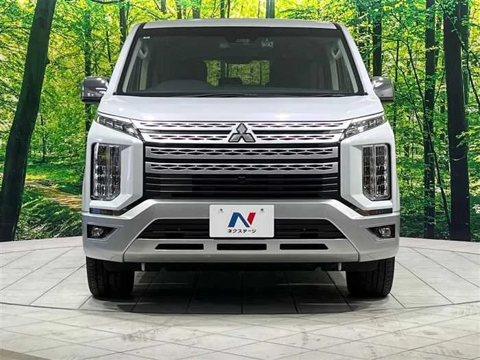 Mitsubishi Delica D:5 2024 — миниатюра 3