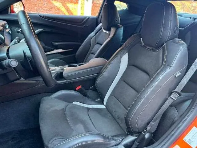 Chevrolet Camaro 2023 — миниатюра 3