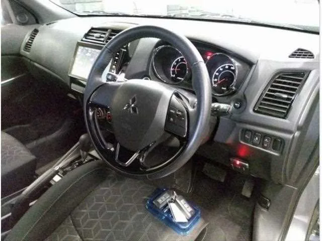 Mitsubishi RVR 2023 — миниатюра 3