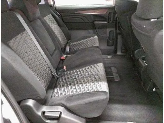 Mitsubishi Delica D:5 2024 — миниатюра 2