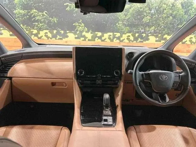 Toyota Vellfire 2024 — миниатюра 2