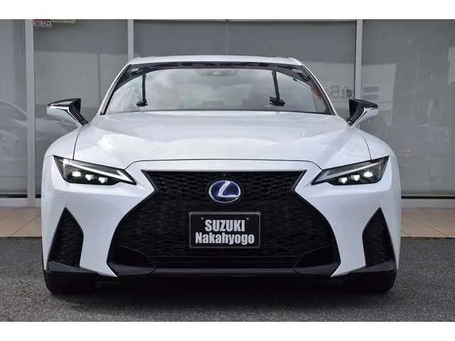 Lexus IS 2022 — миниатюра 2