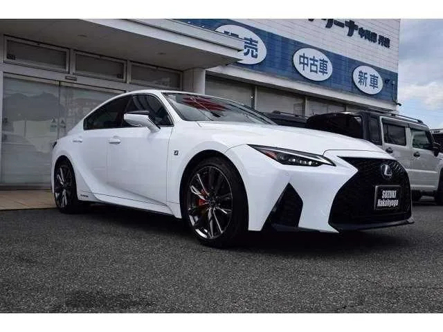 Lexus IS 2022 — миниатюра 5