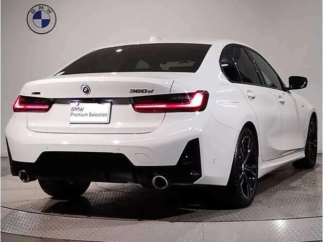 BMW 3 Series 2023 — миниатюра 2