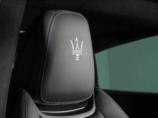 Maserati QUATTROPORTE 2022 — миниатюра 3
