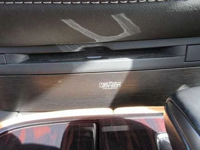 Lexus LS 2022 — миниатюра 2