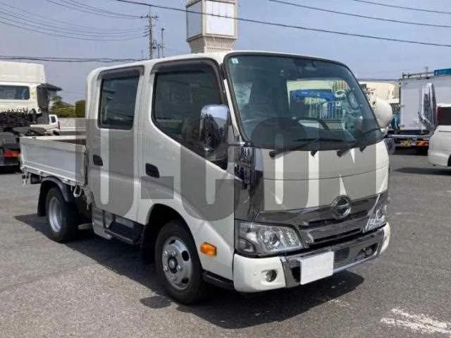 Hino Dutro 2023 — миниатюра 2