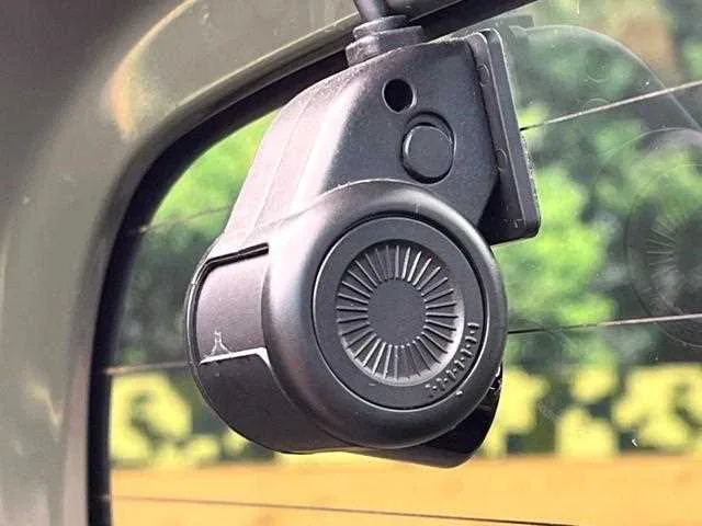 Suzuki Jimny 2022 — миниатюра 3