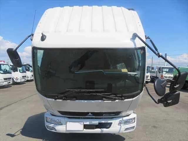 Mitsubishi Fuso Fighter 2026 — миниатюра 4
