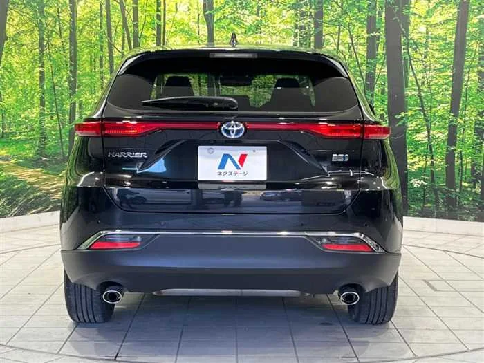 Toyota Harrier Hybrid 2023 — миниатюра 4