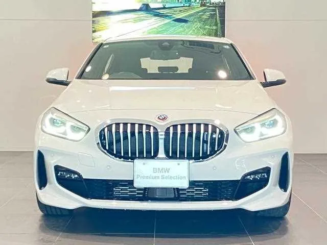 BMW 1 Series 2023 — миниатюра 2