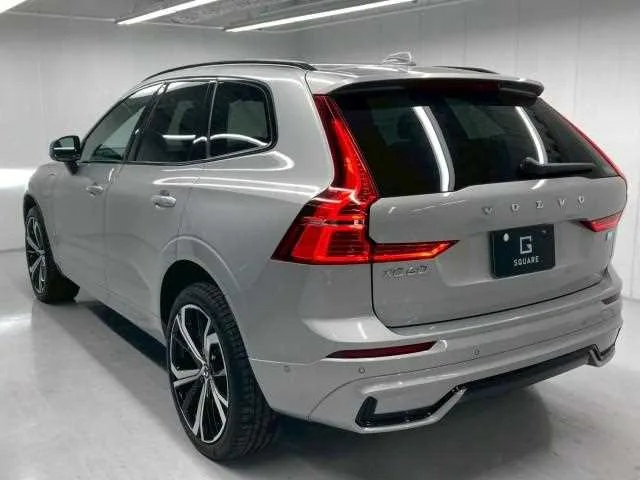 Volvo XC60 2024 — миниатюра 4