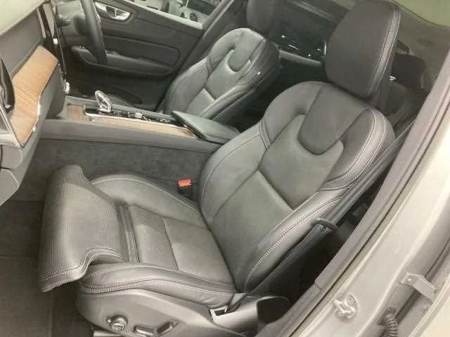 Volvo XC60 2024 — миниатюра 5