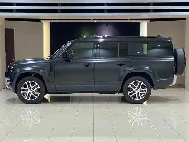 Land Rover Defender 2023 — миниатюра 5