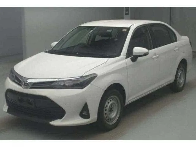 Toyota Corolla Axio 2023 — фото 1, купить с доставкой в Москву