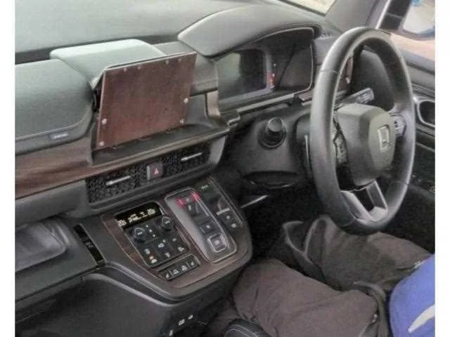 Honda Step WGN 2023 — миниатюра 3