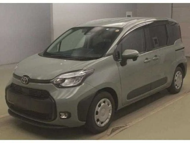 Toyota Sienta 2023 — фото 1, купить с доставкой в Москву