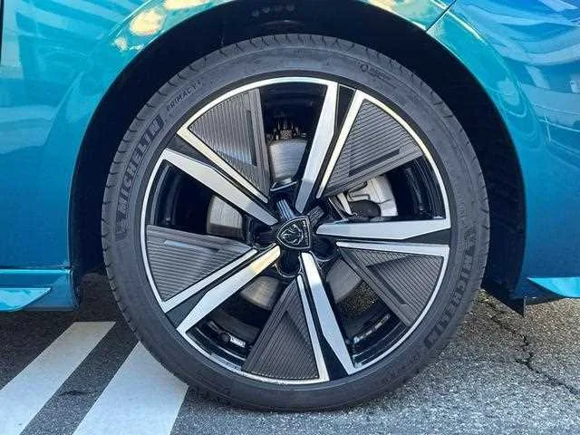 Peugeot 308 2025 — миниатюра 3