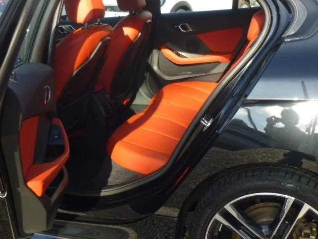 BMW 1 Series 2022 — миниатюра 5