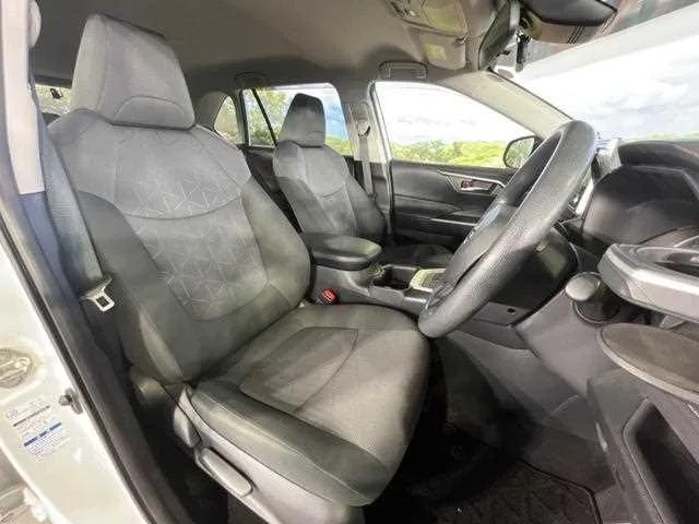 Toyota RAV4 2022 — миниатюра 5