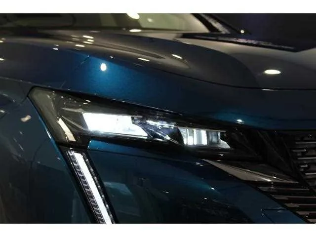 Peugeot 308 2025 — миниатюра 3