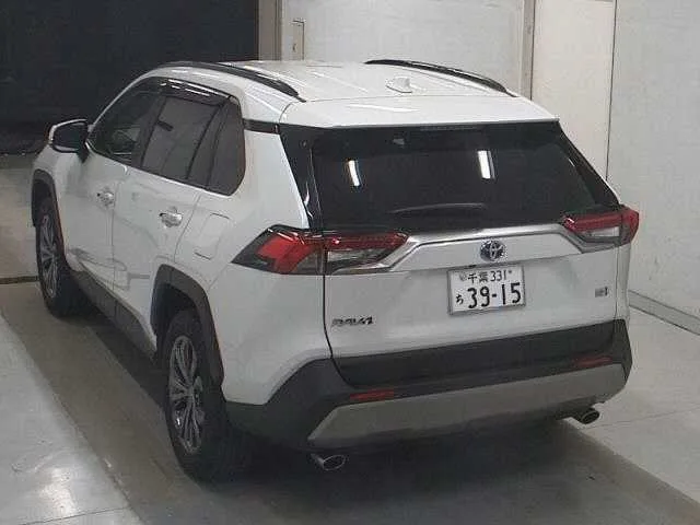 Toyota RAV4 2023 — миниатюра 2