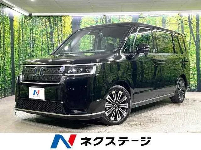 Honda Step WGN 2023 — фото 1, купить с доставкой в Москву