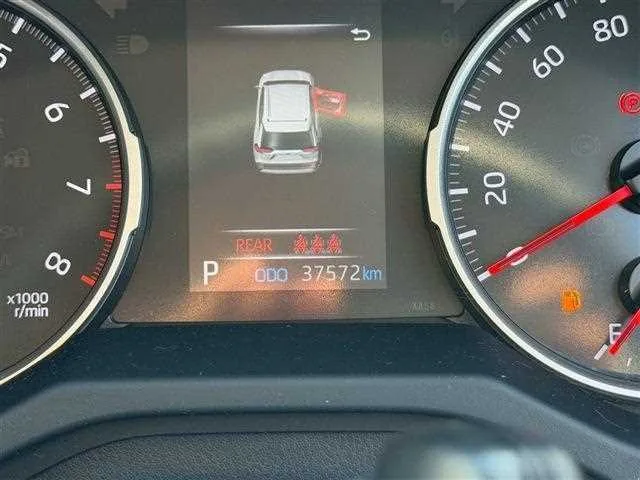 Toyota RAV4 2022 — миниатюра 2