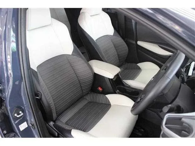 Toyota Corolla Sedan 2022 — миниатюра 3