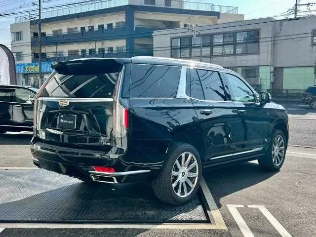 Cadillac Escalade 2025 — миниатюра 5
