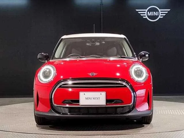 BMW MINI 2022 — миниатюра 4